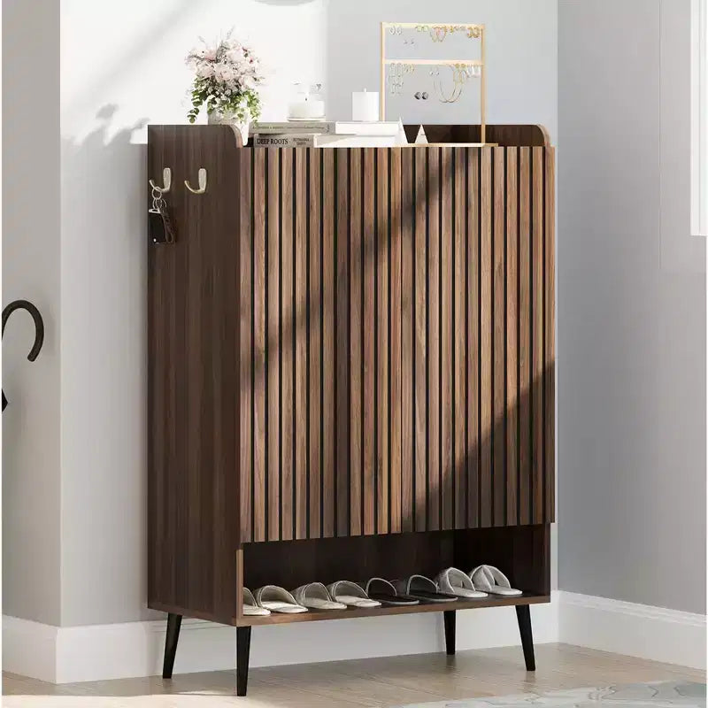 Large Shoe Cabinet with 2 Doors, 6-Tier Entryway Shoe Storage Cabinet with Adjustable Shelves, Freestanding Shoes Rack Organizer